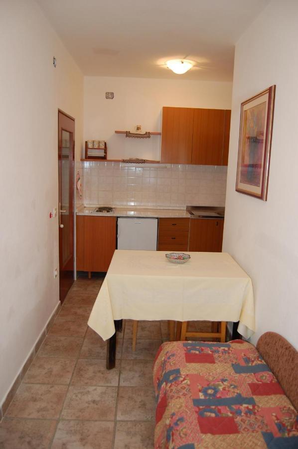 Apartments Villa Angela Крк Номер фото